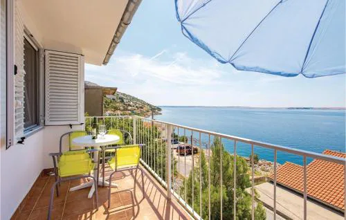 Nice Apartment In Lukovo Sugarje