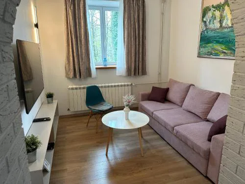 Crystal Lakes Apartment