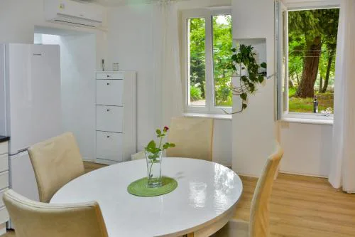 Apartment Bela