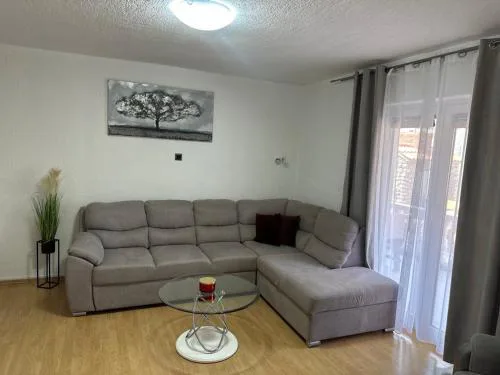 Apartment King