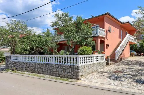 Apartments with parking space Senj - 5571