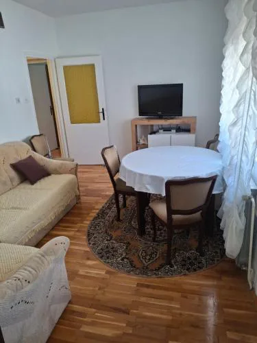 Edo Apartman 1