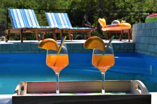 Vila Stella - holiday home with private heated pool