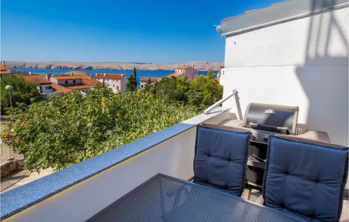 Gorgeous Apartment In Stinica With Wifi