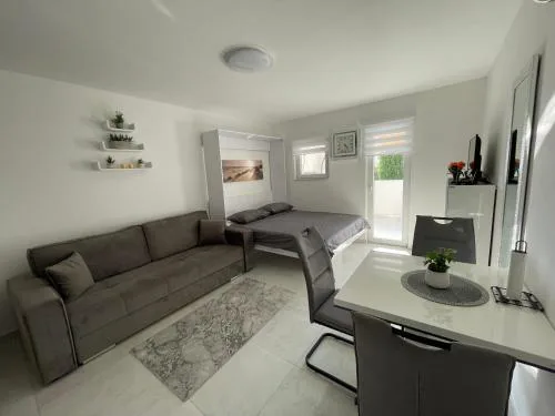 Studio apartman Sunset cove