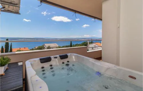 Amazing Apartment In Dramalj With Wifi