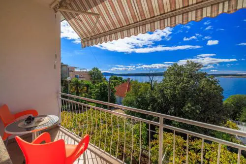 Apartment in Dramalj 42930