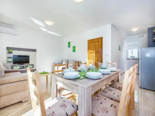 Contemporary Holiday Home in Dramalj with Swimming Pool