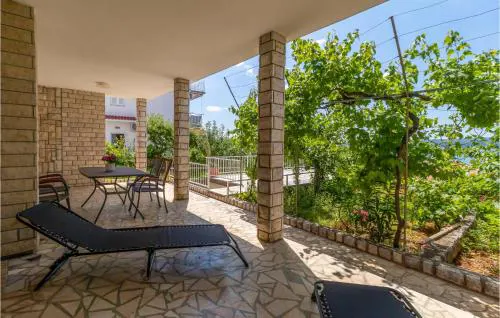 Lovely Apartment In Dramalj