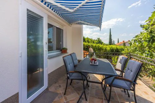 Traumhaftes Apartment nur 150 Meter zum Strand mit Meerblick, Liege, Grill, hundefreundlich