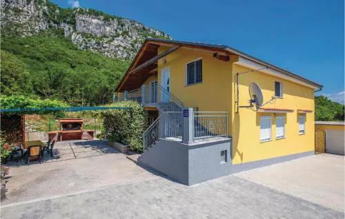 Beautiful Apartment In Bribir