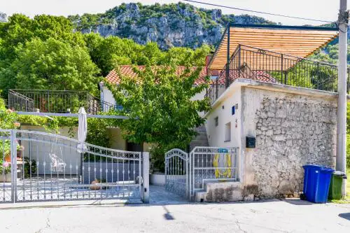 Family friendly house with a parking space Bribir, Novi Vinodolski - 23378