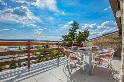 Apartmani Crikvenica 29894 - Lucica