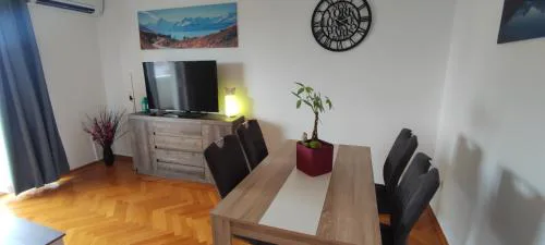 Apartment Aki