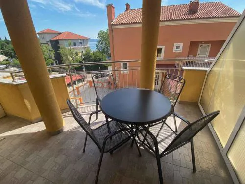 Apartment in Crikvenica 39163