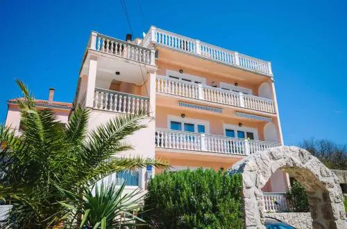 Apartment in Crikvenica 39210