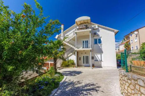 Apartment in Crikvenica 39218