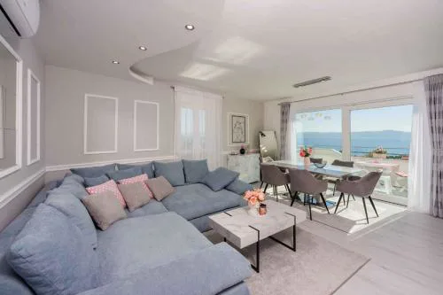 Apartment in Crikvenica 45028
