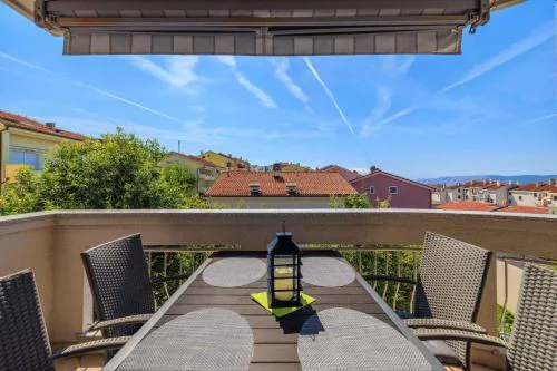 Apartment in Crikvenica 51198