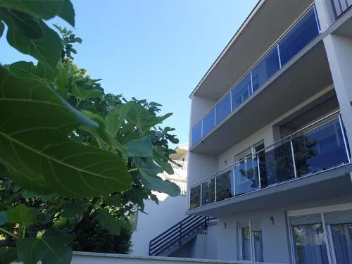 Apartments Del Mar