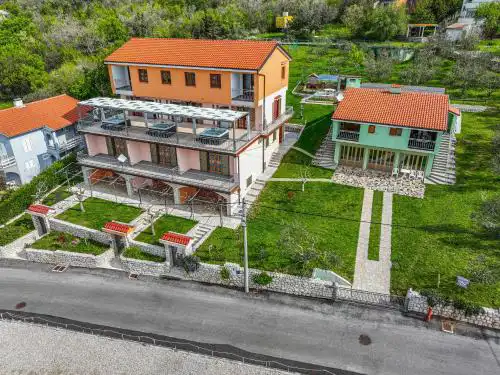 Apartments Francoise