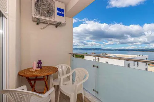Apartments in Crikvenica 41205