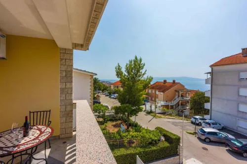 Apartments in Crikvenica 44145
