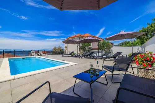 Apartments Jozic