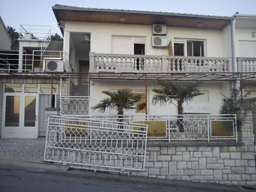 Apartments with WiFi Crikvenica - 24475