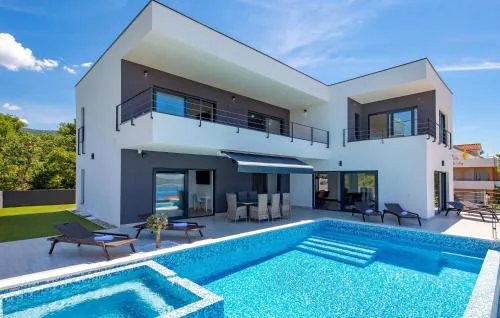 Awesome Home In Crikvenica With Sauna