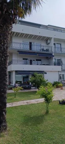 Helen Apartments