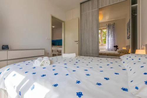 MB APARTMANI