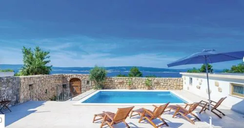 Schwarz pool house