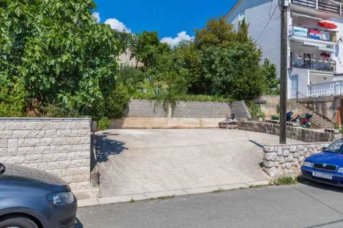 Three-Bedroom Apartment in Crikvenica XII