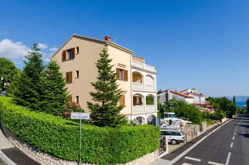 Two-Bedroom Apartment Crikvenica 19