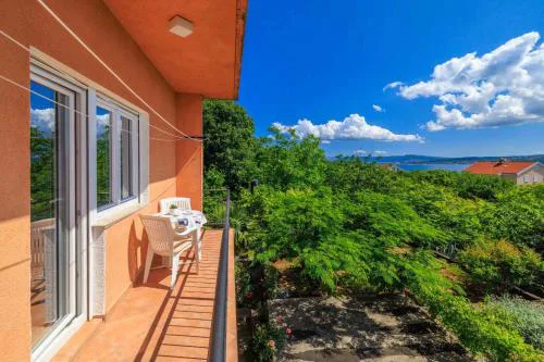 Two-Bedroom Apartment in Crikvenica XII