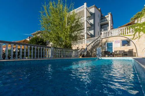 Villa Mara