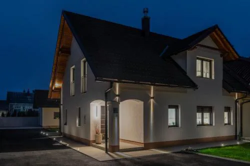 Holiday House ARNI