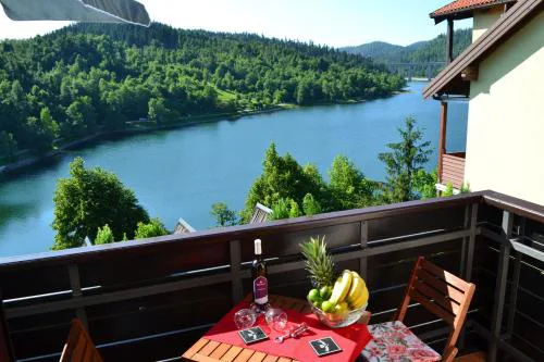 Madora - Studio Apartman for Two in Fužine, near the Lake
