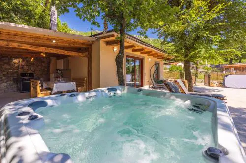 Nature Holiday Home