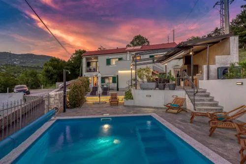 Villa LETA - Luxury villa in a green oasis with heated swimming pool, fitness center and summer kitchen - Kvarner