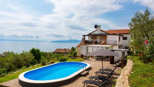 Beautiful Casa Dea with pool in Opatija