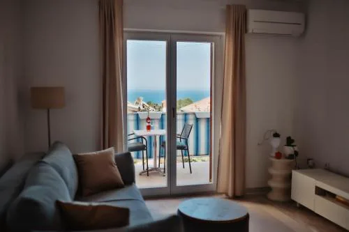 Sea view bliss, free parking