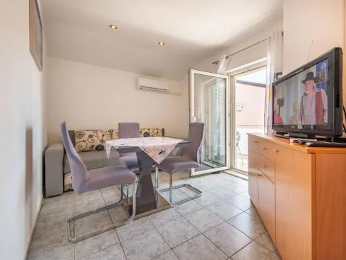 Apartment Fruk-3 by Interhome