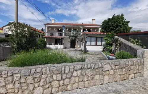 Apartments Mare Jadranovo