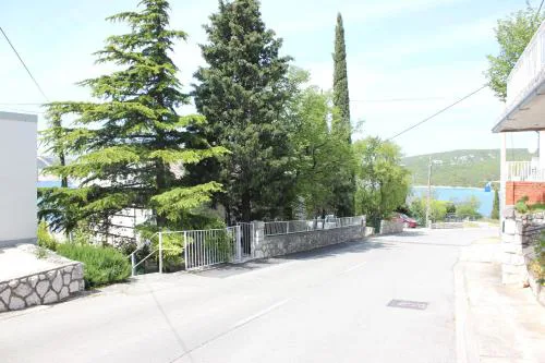Captain's promenade
