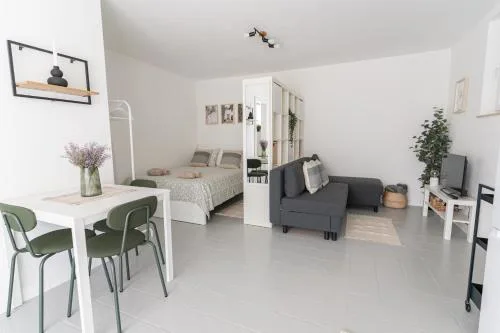 Cozy studio apartment Jadranovo