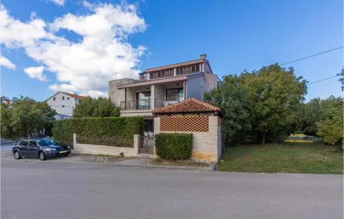 Nice Apartment In Jadranovo