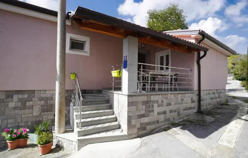 2 Bedroom Stunning Home In Kastav