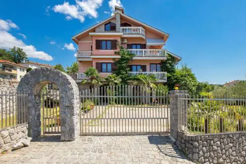 Apartmani Jurina